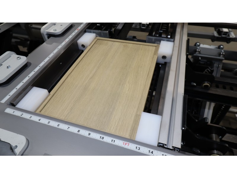 Slim Shaker Door Clamp